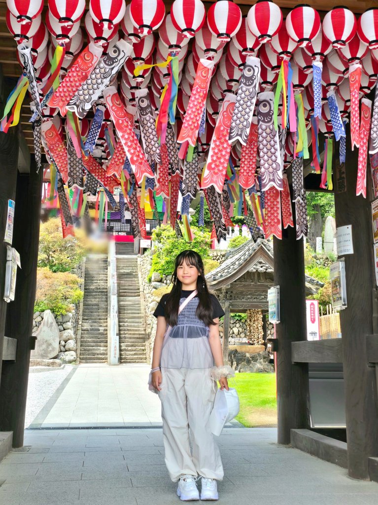 miki_yamaga's tweet photo. おはようございます🌈

日が経ってしまいましたが
5月にお出かけした時の写真を🎵
皆様にも
たくさんの福が
訪れますように(*´ㅅ`*)🍀

いつもたくさんの🩷リポスト
ありがとうございます(⁎ᴗ͈ˬᴗ͈⁎)🎀
励みになります🥹

素敵な日曜日を
おすごしください🍀

#子役 #山家美樹 #js6 #俳優 https://t.co/yZHn2veSb0