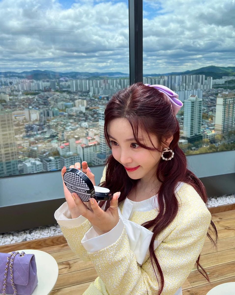 superstar_bwn's tweet photo. @superstar_jhs おはよう♡
#전효성 #junhyoseong #ヒョソン #jhs #Bling #블링 #Darling #달링
#Jelling #제링 https://t.co/UooQaRIPUp