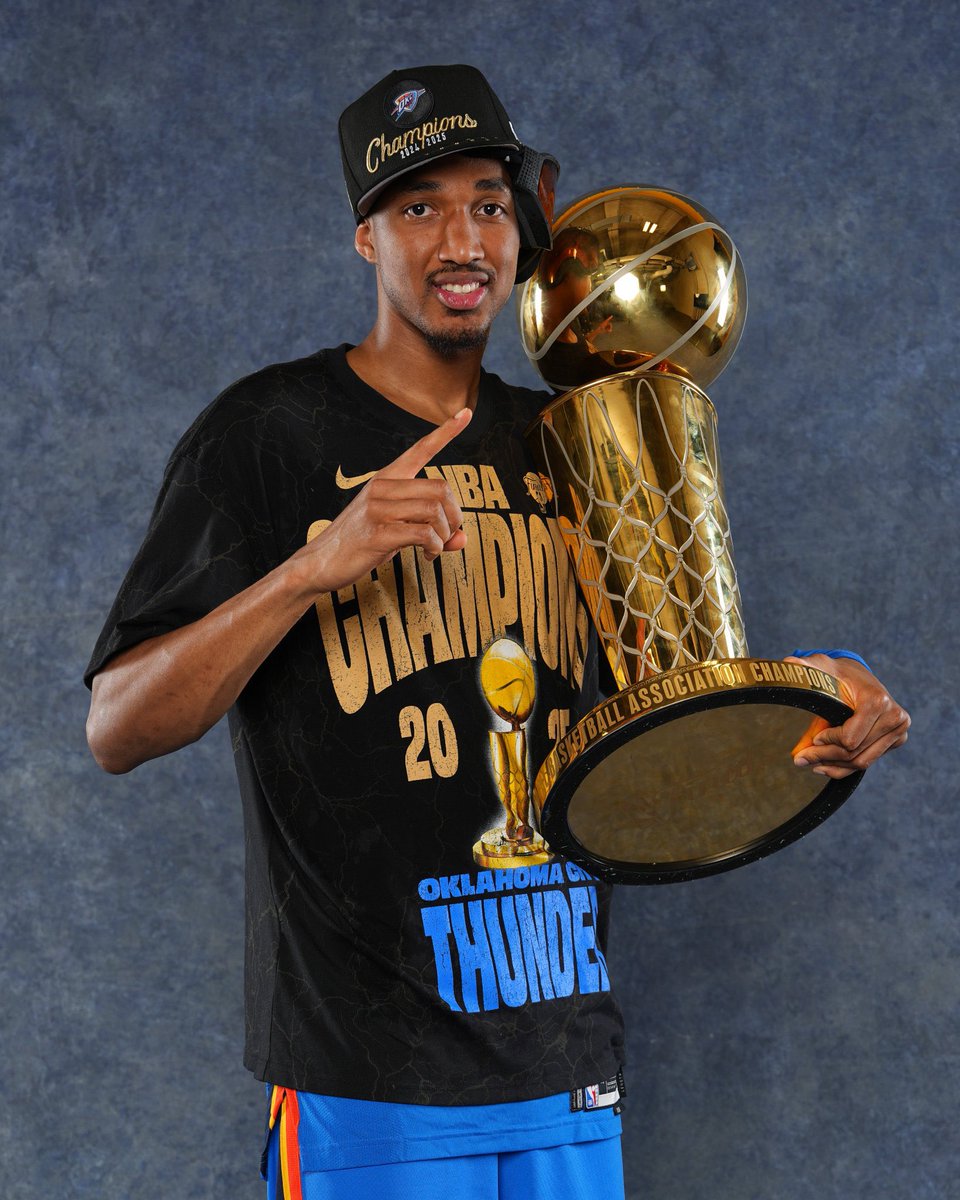 THUNDER MANIA 🏆 tweet media