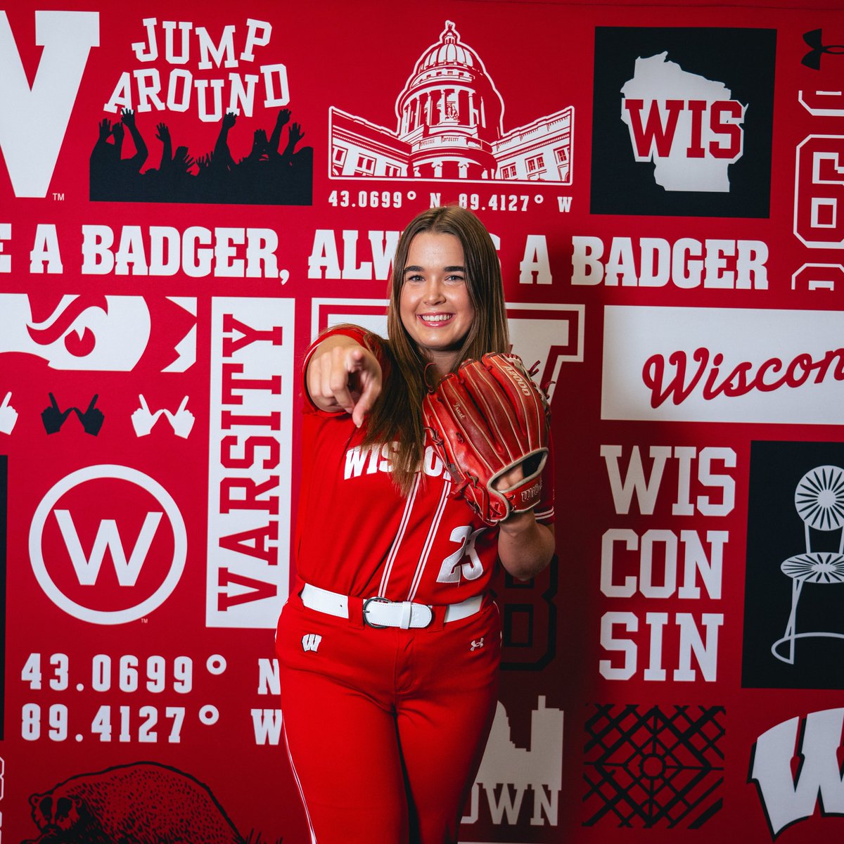 Wisconsin Softball tweet media