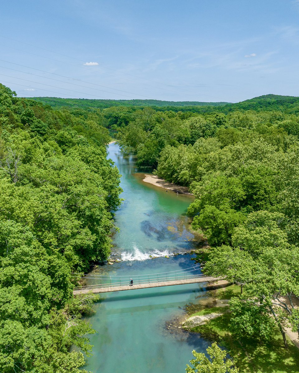 stlaerials's tweet photo. Yes, that clear blue water is in Missouri 🎣🌳 https://t.co/1bStOeVxWq