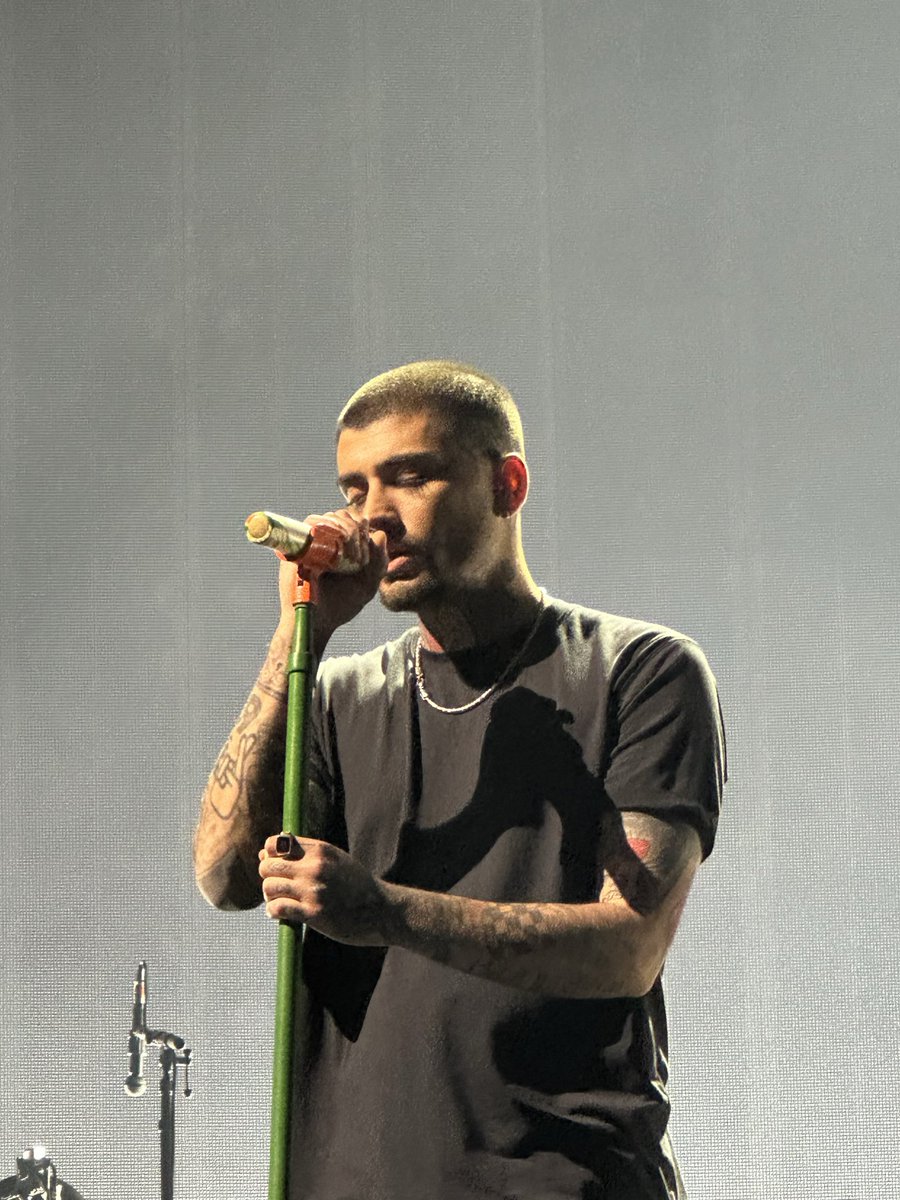 93SOURZAIN's tweet photo. WTF IS LIFE😭😭😭😭😭 https://t.co/nJ4AaVyaP2