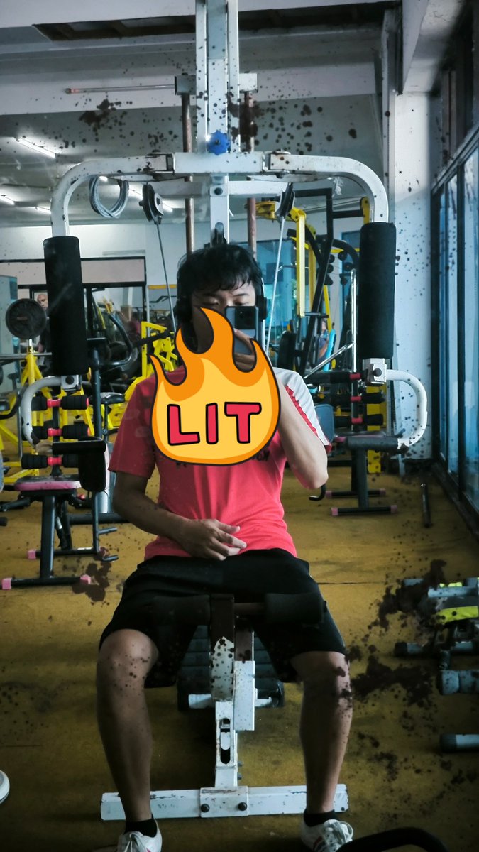 creamymang0's tweet photo. niat udah ada, cmn masih insecurean buat gym 😞 info temen gym #gaytasik #gayciamis https://t.co/af8IMc66xc