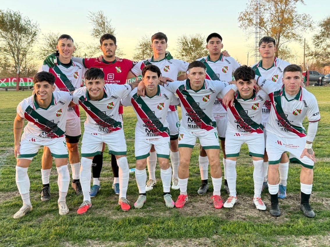SACLasParejas's tweet photo. #𝑳𝑰𝑮𝑨𝑪𝑨Ñ𝑨𝑫𝑬𝑵𝑺𝑬 ⚽️
💚❤️ CON AMBAS CATEGORÍAS, CLASIFICADOS, NOS VEMOS EN PLAY-OFFS!
⚽️ Se disputó la última jornada del #AperturaLCF, en Tortugas, el Lobo visitó a Unión por la fecha 14 de la fase preliminar. https://t.co/VdvglMlylQ