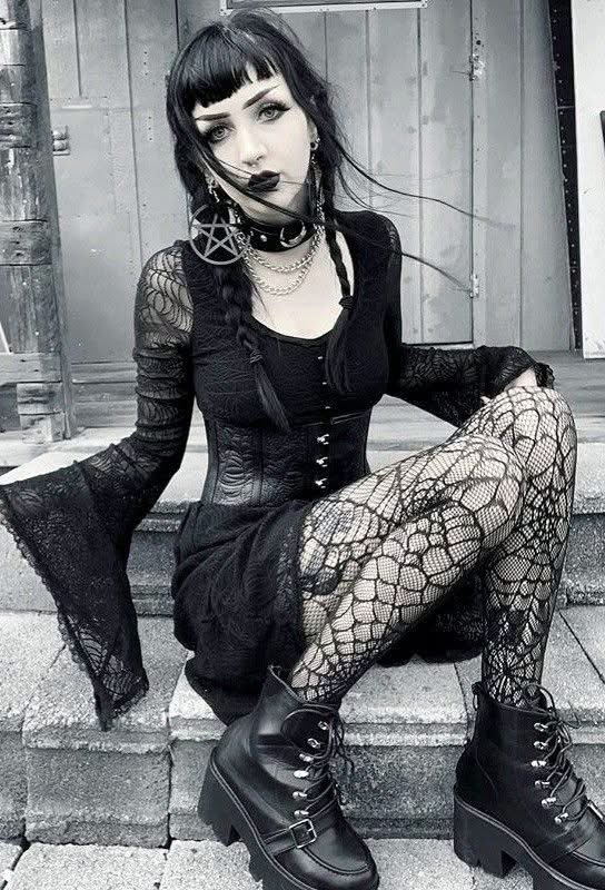 🦇🖤🌹 Raven the Dark Savage Daughter🌹🖤🦇 tweet media