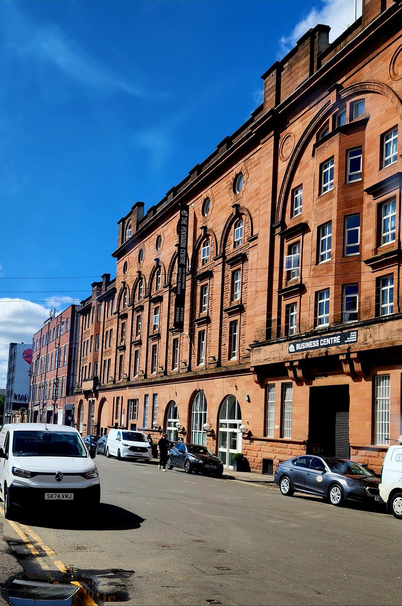 contrary_hoff's tweet photo. Scotland was beautiful, the food was amazing, &amp; the people were so nice! 
A thread of photos...🏴󠁧󠁢󠁳󠁣󠁴󠁿🦄⛰️🏰🌦🦬🐑
Glasgow- https://t.co/bMY2aqr60B