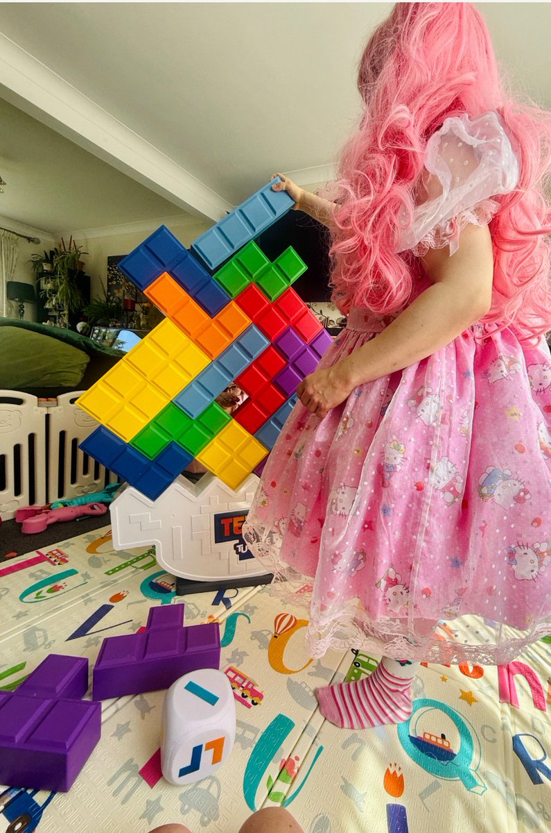 PollyPrincess's tweet photo. Come and play at mummy Flo nursery and try and beat the Tetris tumbler will definitely make you feel little find her on fetlife ☺️😍🤗😘❤️ xxxxxxx https://t.co/XThn41im1k
