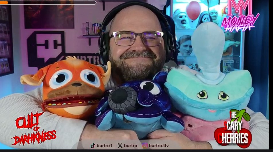 burtro's tweet photo. If you haven't gotten your plushies from Dark Pals yet, what are you waiting for?! 

Soft and great quality, well done team! @Horror_Skunx https://t.co/3N2CFafn5b