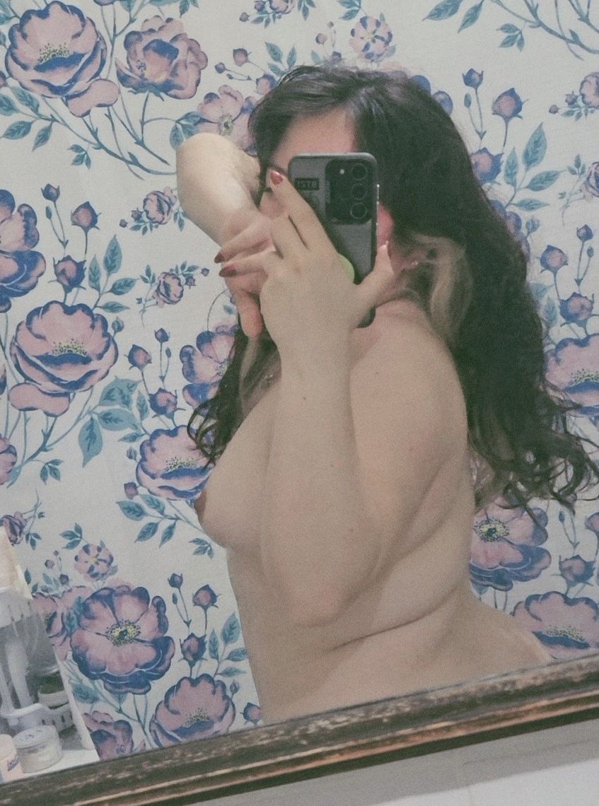 polipocketz27's tweet photo. Nueva #nsfwtwtًً intro ♡
-26 años
-no soy nueva en nsfw
-bi 
-ingles/español 

Like y rt para ser moots ♡ https://t.co/fQGbmPmSq9