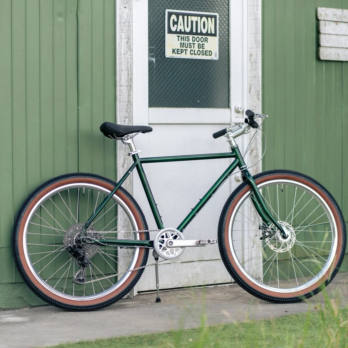 df_cycle's tweet photo. CROSS SECTION EVERYWAY

のんびり走ると、昨日までは気づかなかったものが見えてくる。

新しくオープンしたお店。
道端に咲いた花。

EVERYWAYは、“移動”をちょっと楽しくする自転車です。

価格:69,300円（税込） https://t.co/7ywPN581KM
