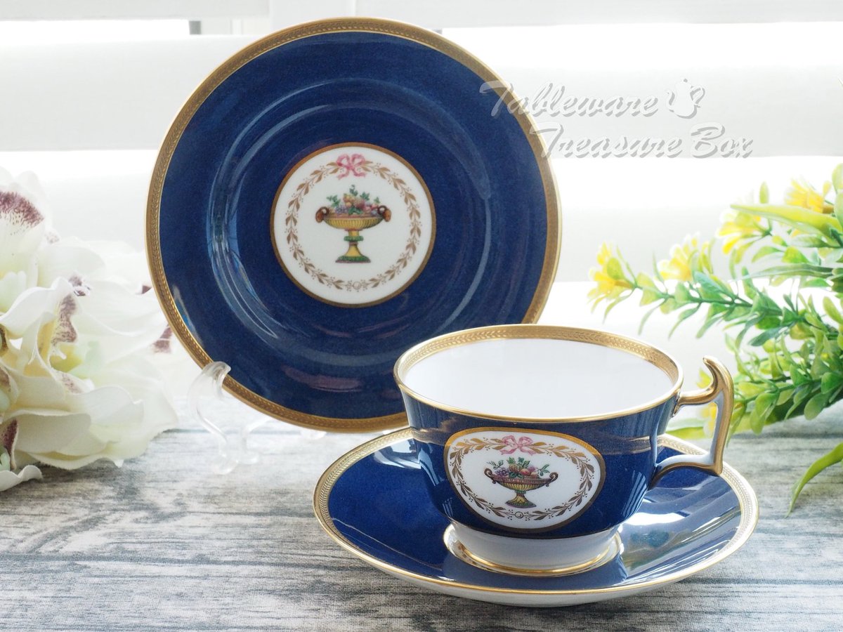 Karen_Tableware's tweet photo. Spode Copelands Trio
https://t.co/U5xCbBIDfV

#spode
#copelands
#茶好連 https://t.co/z5TXIPDbxH