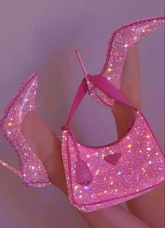 Pink vibes 🩷 tweet media