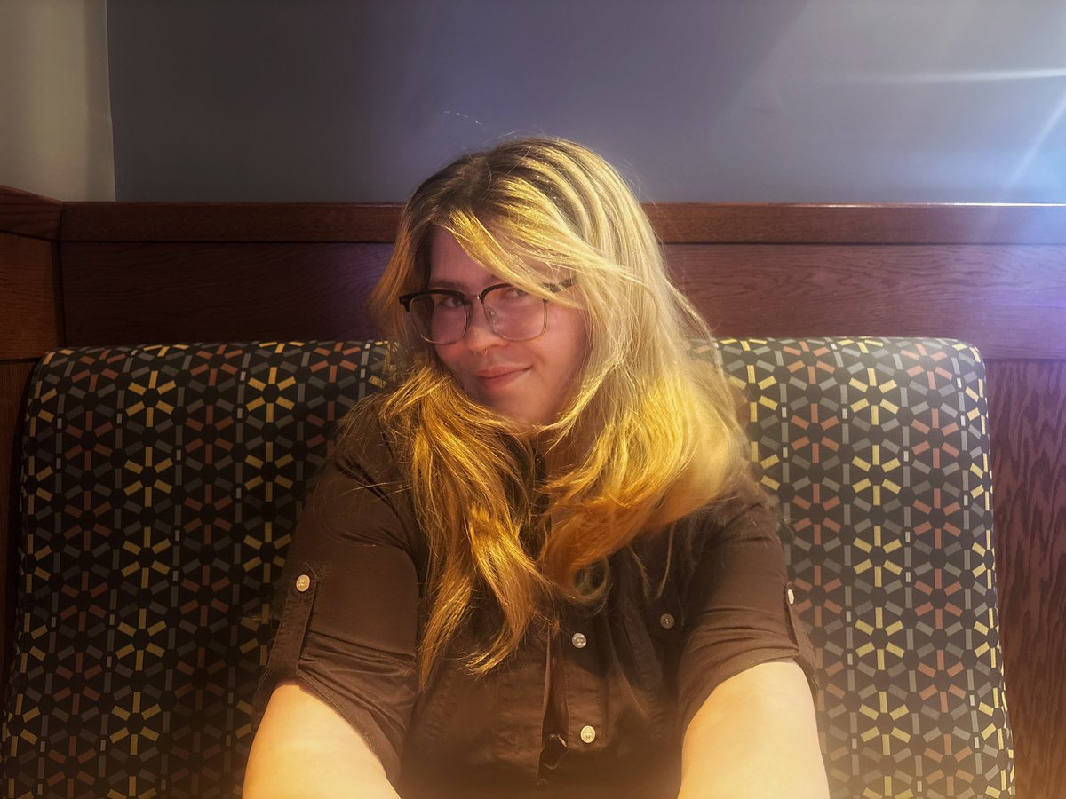 mggsbf's tweet photo. early 10 month celebration <3 https://t.co/N1g4695n0w