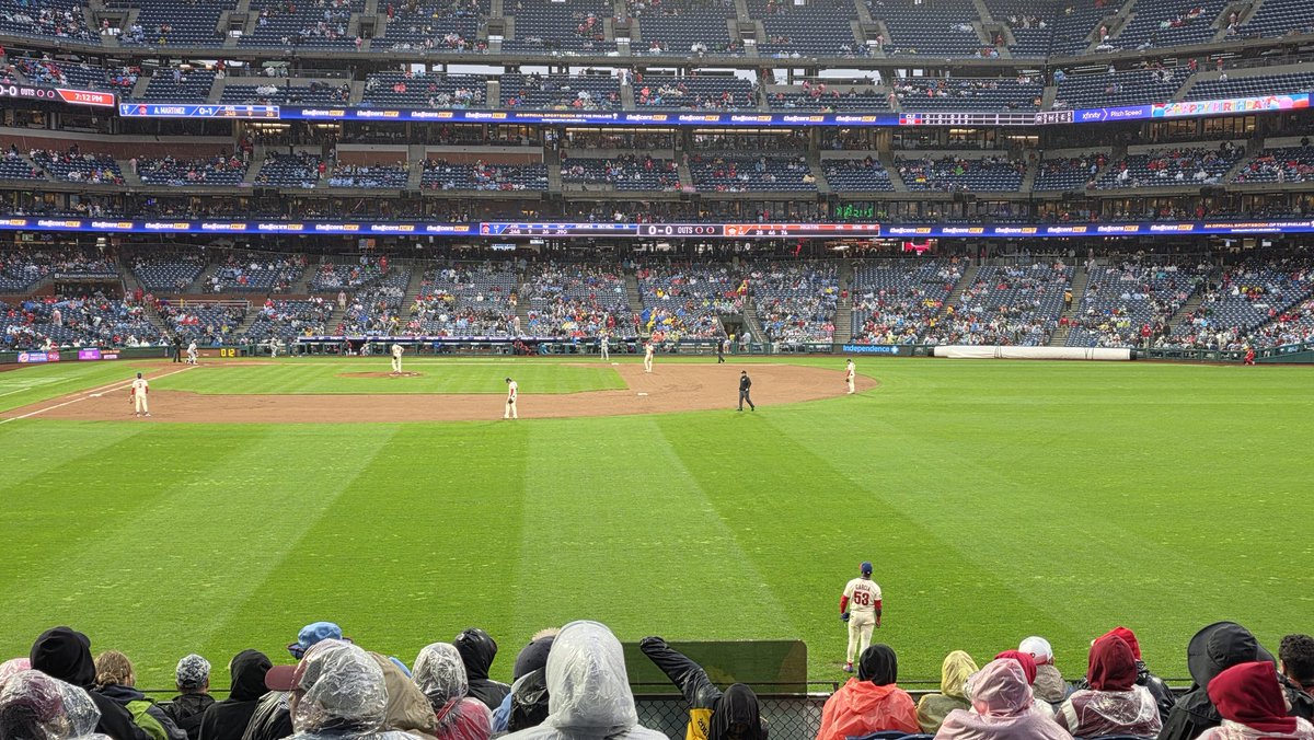 KevinCarrNRP's tweet photo. @Phillies Thank you to all of the weather experts who said they wouldn't play. They played. The game is official. https://t.co/aZG1veRds3