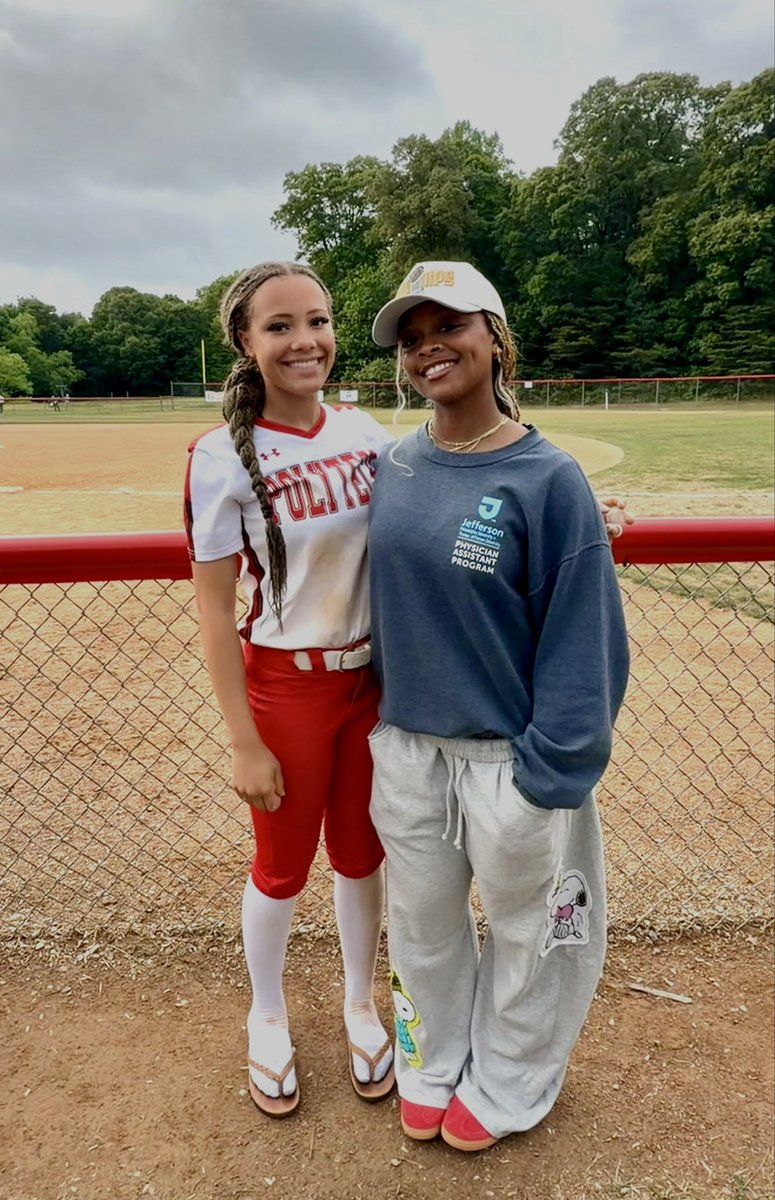 Emma30Kansas's tweet photo. So grateful to received 1st team all state this year!! Thank you @kaylanyoder for coming and supporting our playoff game!!
@POLYTECHSB @VAFuryPlat2028 @ExtraInningSB @CoastRecruitsSB @LegacyLegendsS1 https://t.co/48cPIbbWmC