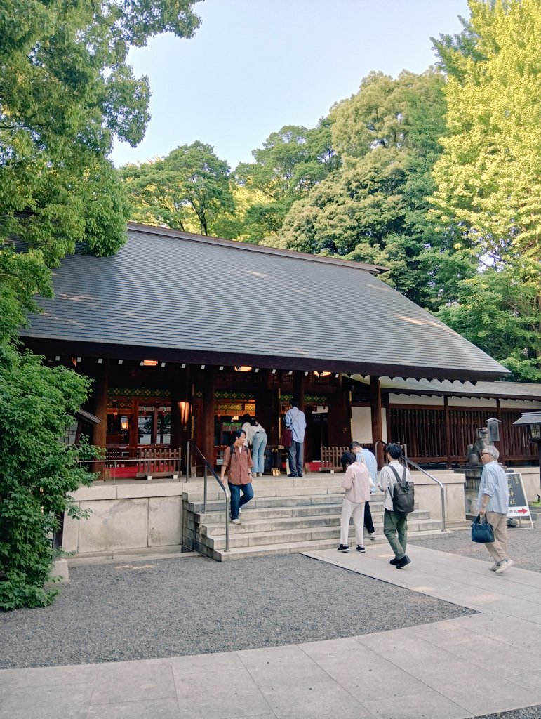 orangecat364's tweet photo. 港区の乃木神社の御朱印です🤠

明治天皇の崩御に際し乃木将軍夫妻が殉死したことで全国的な尊崇の念が広く集まり東京市長阪谷芳郎らが中心となり明治神宮の御鎮座に続き夫妻が暮らした邸宅隣接地に社殿が創建されました⛩️

乃木将軍の徳を偲び邸宅付近の坂道の名前が幽霊坂から乃木坂へ変わりました🙂 https://t.co/BPoiZhetPs