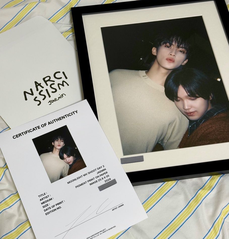 nanajmcart's tweet photo. hiii! anyone interested in this mahae narcissism limited edition frame? 

dm if inch! ^^ https://t.co/G2vwNQUC3a