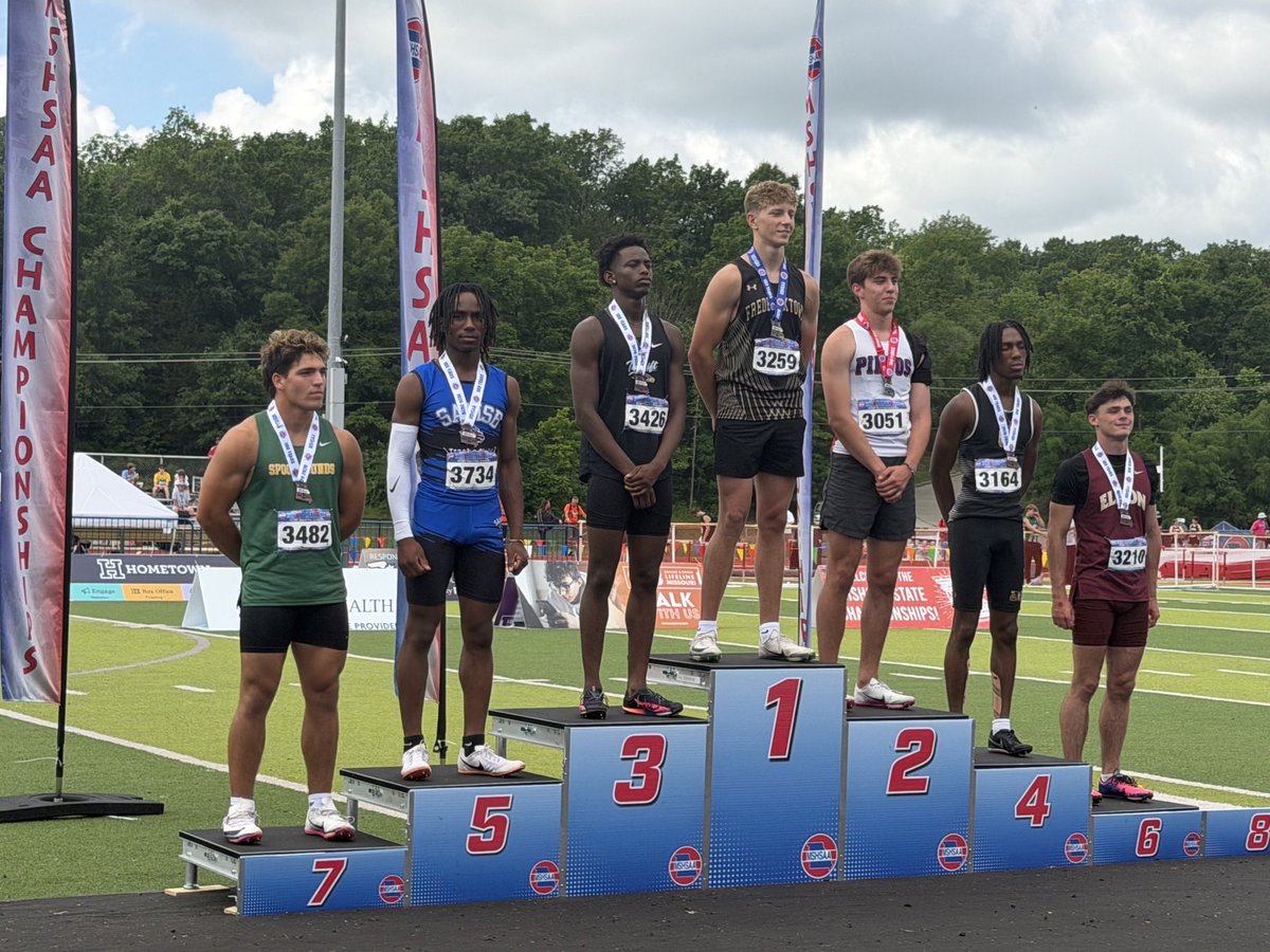 Dbuck06's tweet photo. Congratulations @Buckley_Jaxyn 3rd in 300h 5th in LJ TJ and 110h in the class 3 state championship!!! Keep working my boy. https://t.co/uCC6XP0hsQ