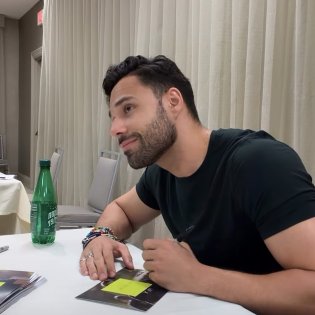Daily_RafaS's tweet photo. Ro's diva 😁

#RafaelSilva https://t.co/DdDdYjLfYW