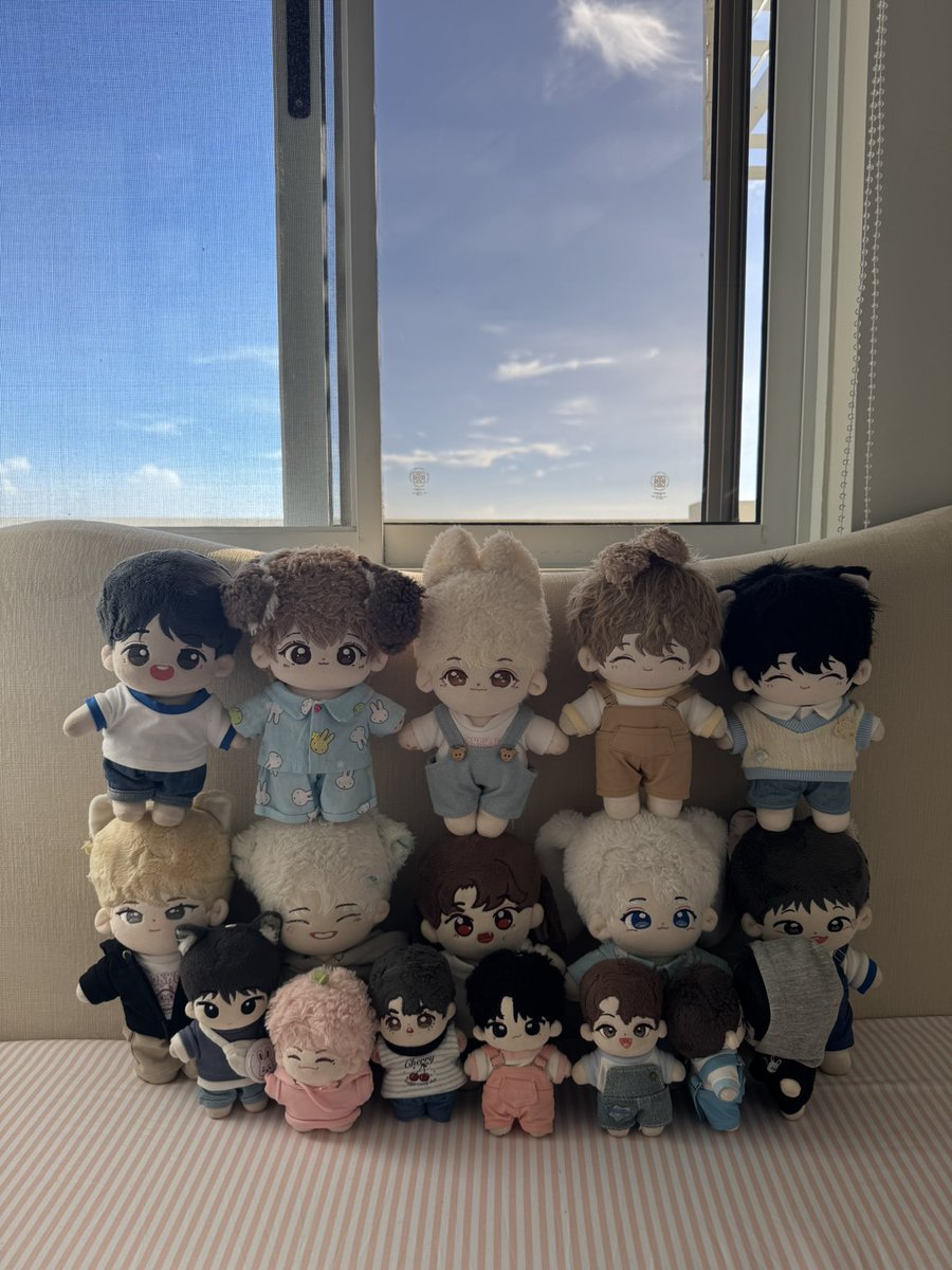 shuadyorable's tweet photo. doll besties meet up q2 @midowafalasoul @httpcaratnim @thinkinboutwonu @cheolliipop @min9yuuu__k 

belated happy bday, joie! hope you liked your labubu from ninang aish and nins 🤣🎈 https://t.co/MRCr9N3hEs