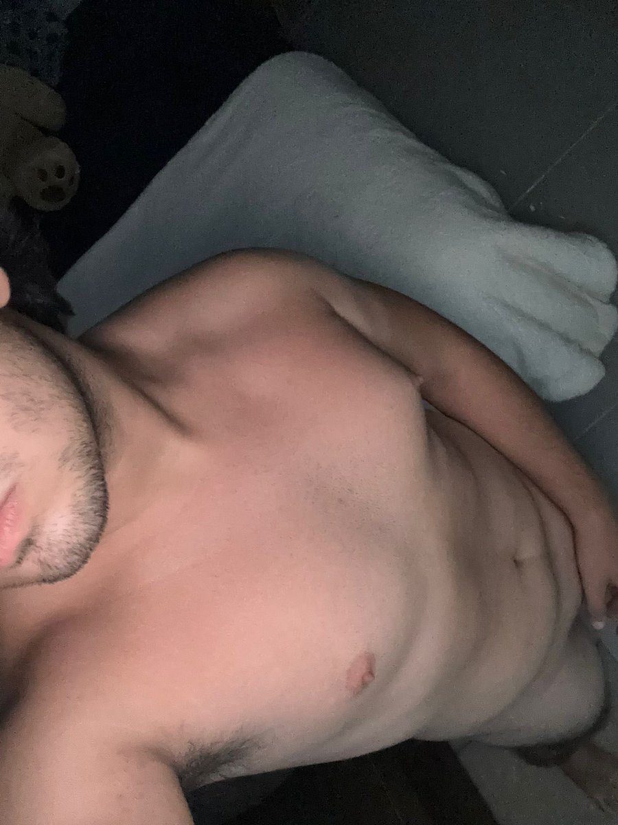 Christianpapi21's tweet photo. @Bn4rog 🔥🍆📸➡️ https://t.co/966KA3ixAZ https://t.co/PoADMk4oK6