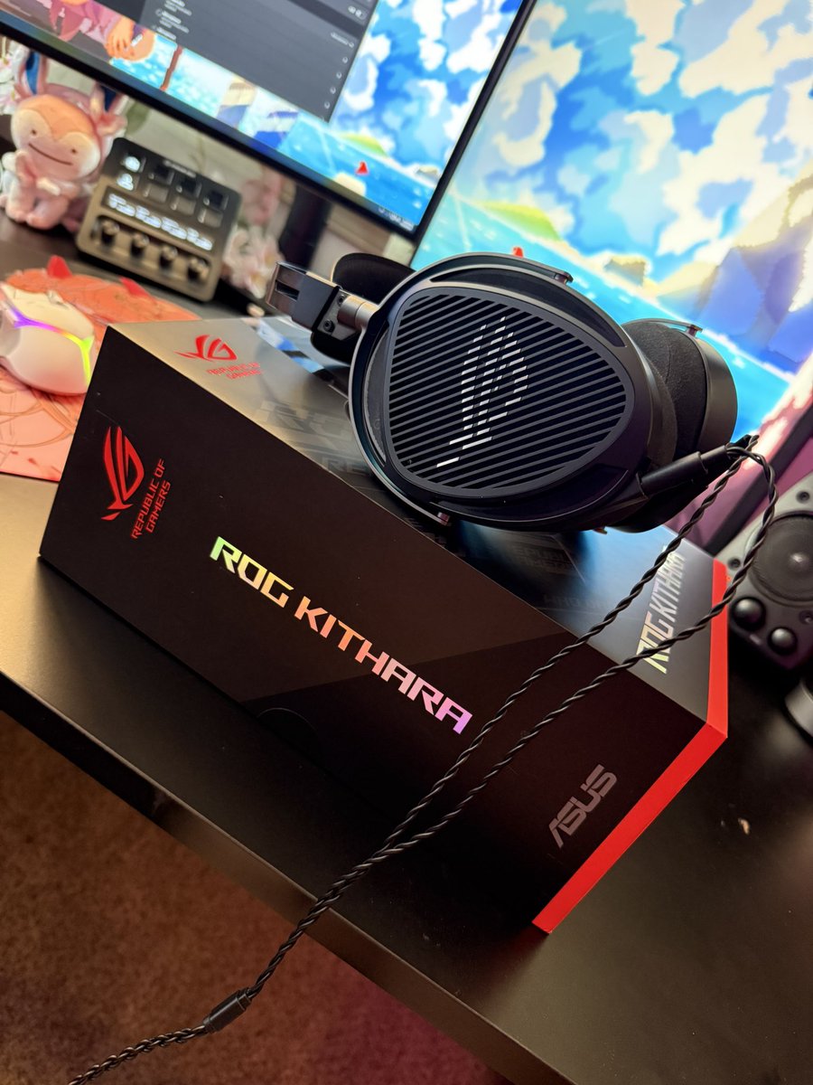 VeronicaJae tweet media