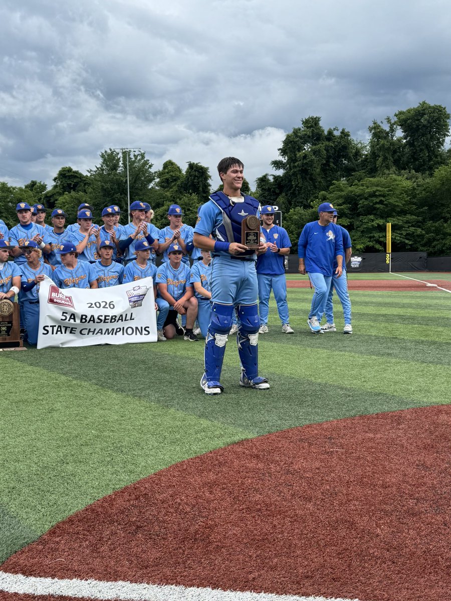 ChrisHudgison's tweet photo. Valley View wins 3rd straight 5A State Baseball Championship

Blazers beat Benton 17-6 in 6 innings.

Keaton Mathis (Arkansas State commit) named State Tournament MVP https://t.co/hPEcBfbBFc