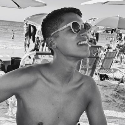 Ale_morgomez's tweet photo. #NuevaFotoDePerfil https://t.co/ose4oak5gL