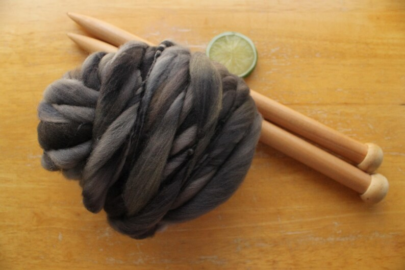 thefinelime's tweet photo. Soft and fluffy, #merino I #handdyed and #handspun in my Signature Thick and Thin style.
https://t.co/vsoQCYIPIa via @Etsy https://t.co/5GR4nPfcYZ