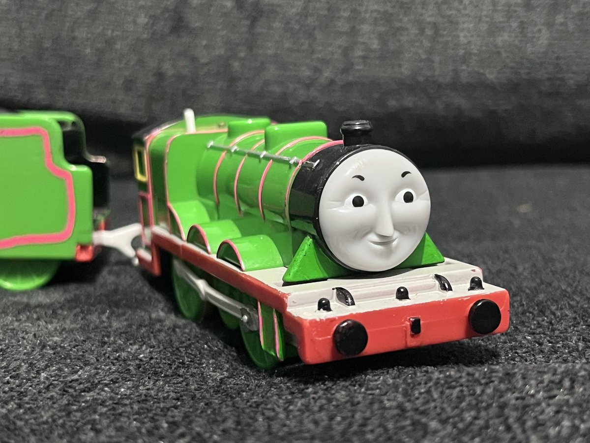 Ness 🚂 tweet media