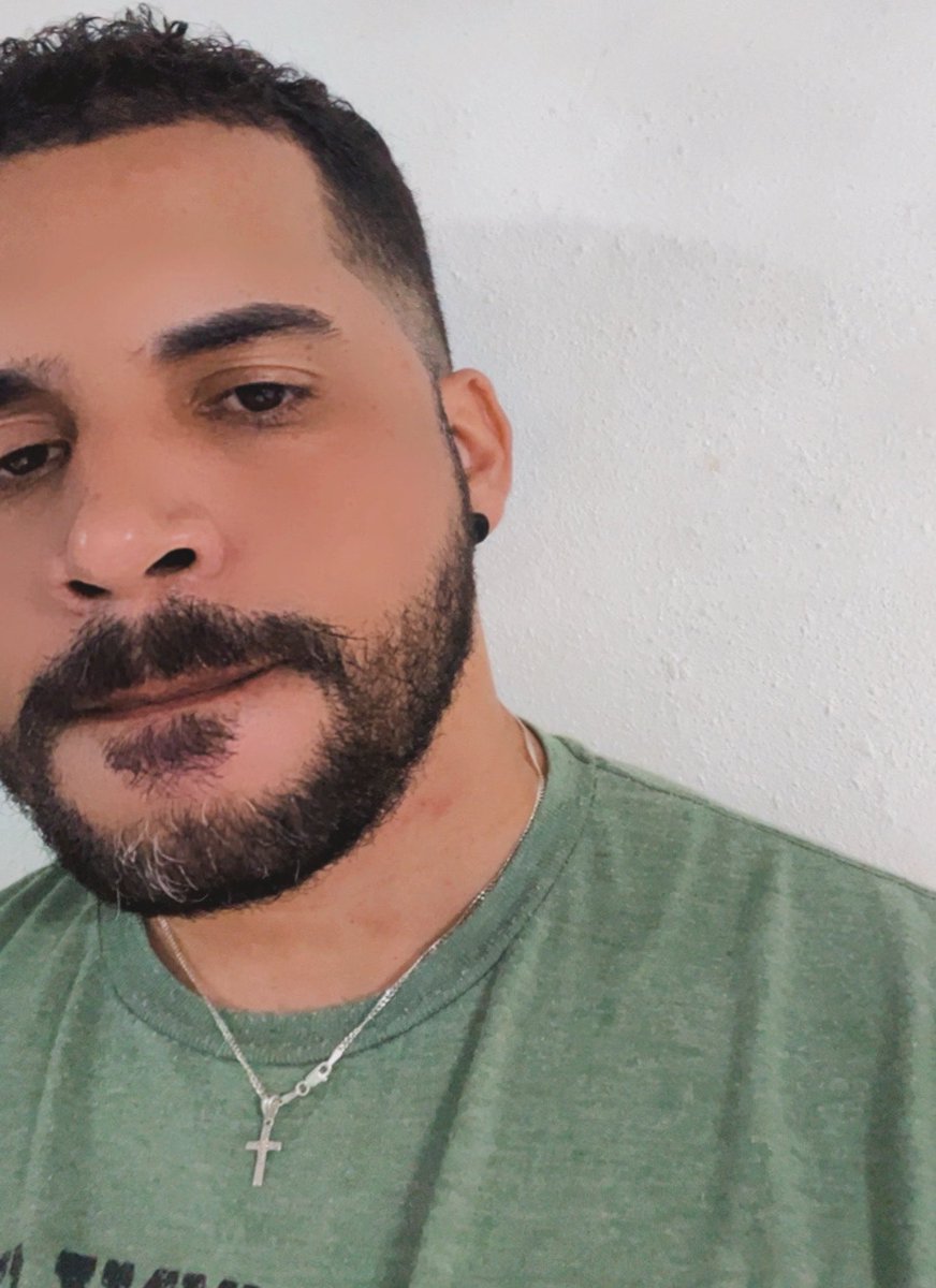 cArlos andRés tweet media