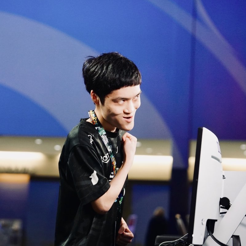 REJECT esports tweet media
