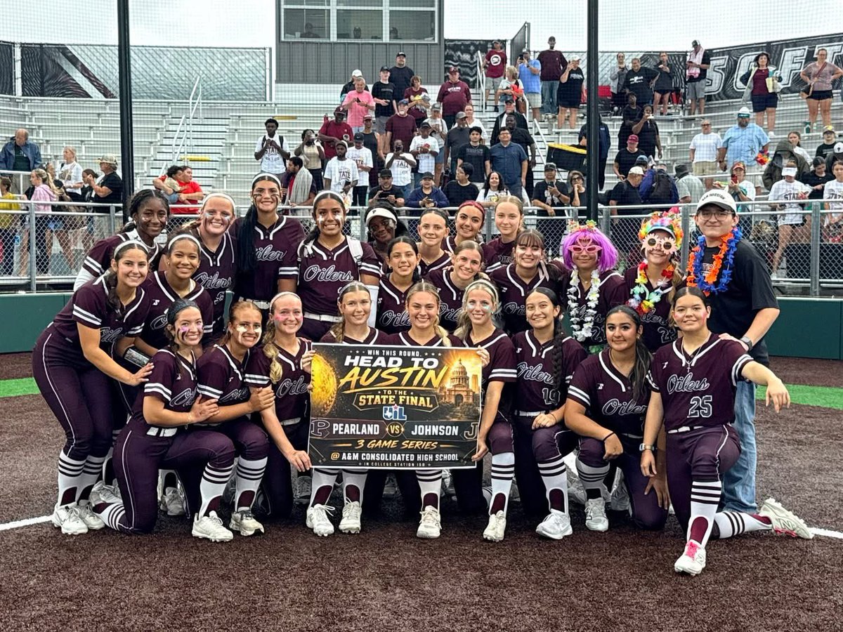hotshotsjones's tweet photo. And a big congrats to three more of  our ballers, Payton, Elaina &amp; Maddie and their Pearland High teammates headed to the UIL State 6A DI Championship Game.  Elaina leading the charge with 2 HRs.  Way to go ladies!! #BangBang. https://t.co/qB2JjRRJP8