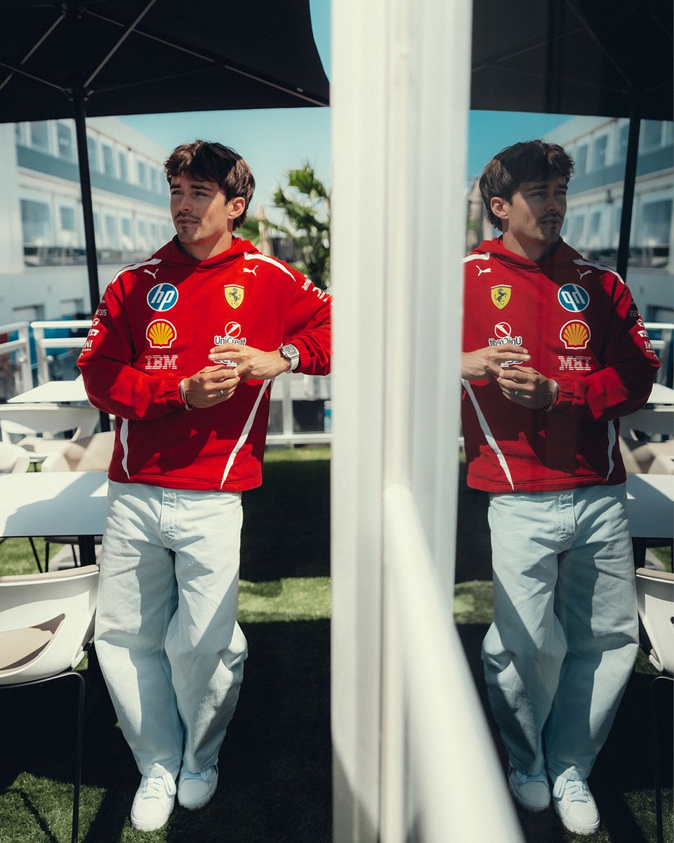 ScuderiaFerrari's tweet photo. Seeing double 🪞📸 https://t.co/BW3GlQNCRp