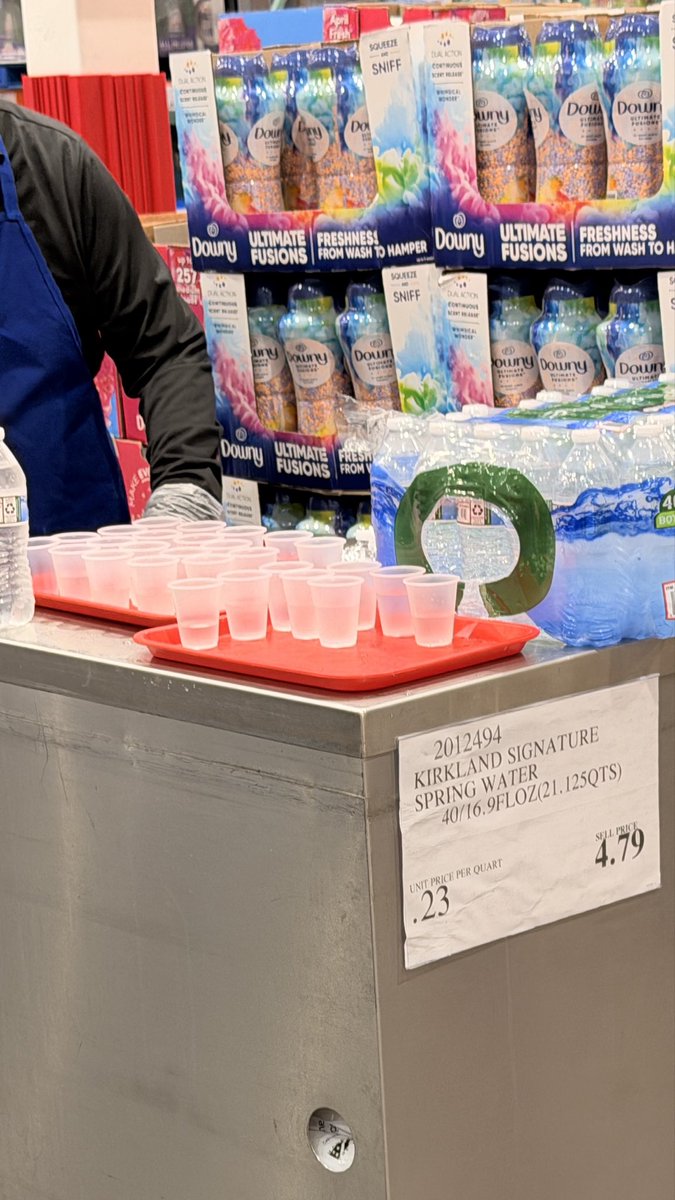 aj2w's tweet photo. Central NJ Costco officially hitting rock bottom with the samples https://t.co/kYnFu0QBzk