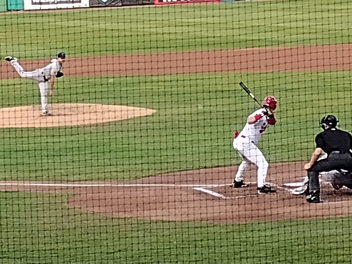 309_Baseball's tweet photo. Cameron Nickens makes his Chiefs debut at-bat. He would smash a rocket to the second basemen and get a single. Welcome to the 309, Cameron! https://t.co/pwjorcEbP3