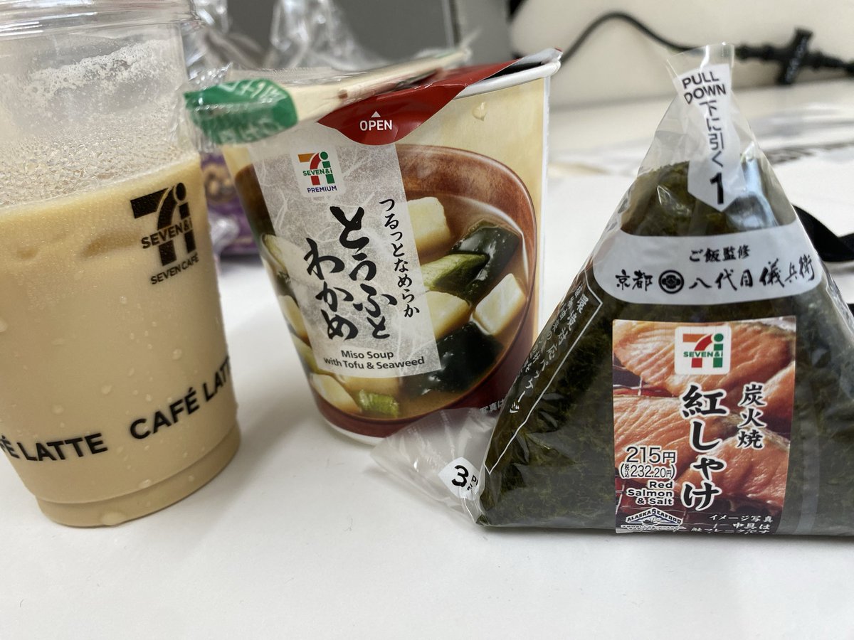 おとうふさん❣️オーダ－品6点おまとめ DAY3最終日よろしくお願いしまーす！ とうふとわかめ。