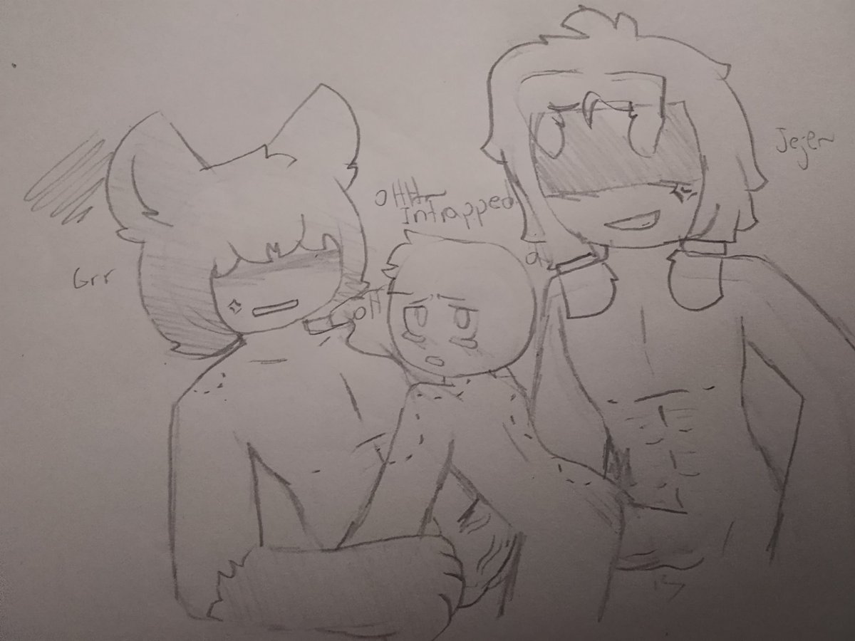 LeidyHug's tweet photo. Nada más trio esta bien feo pero bueno Mafioso x chance x intrapped 1/? ( Es un título abra cómic ) Solo aviso por si las dudas ☺️😉 https://t.co/CHFdsnF4cS