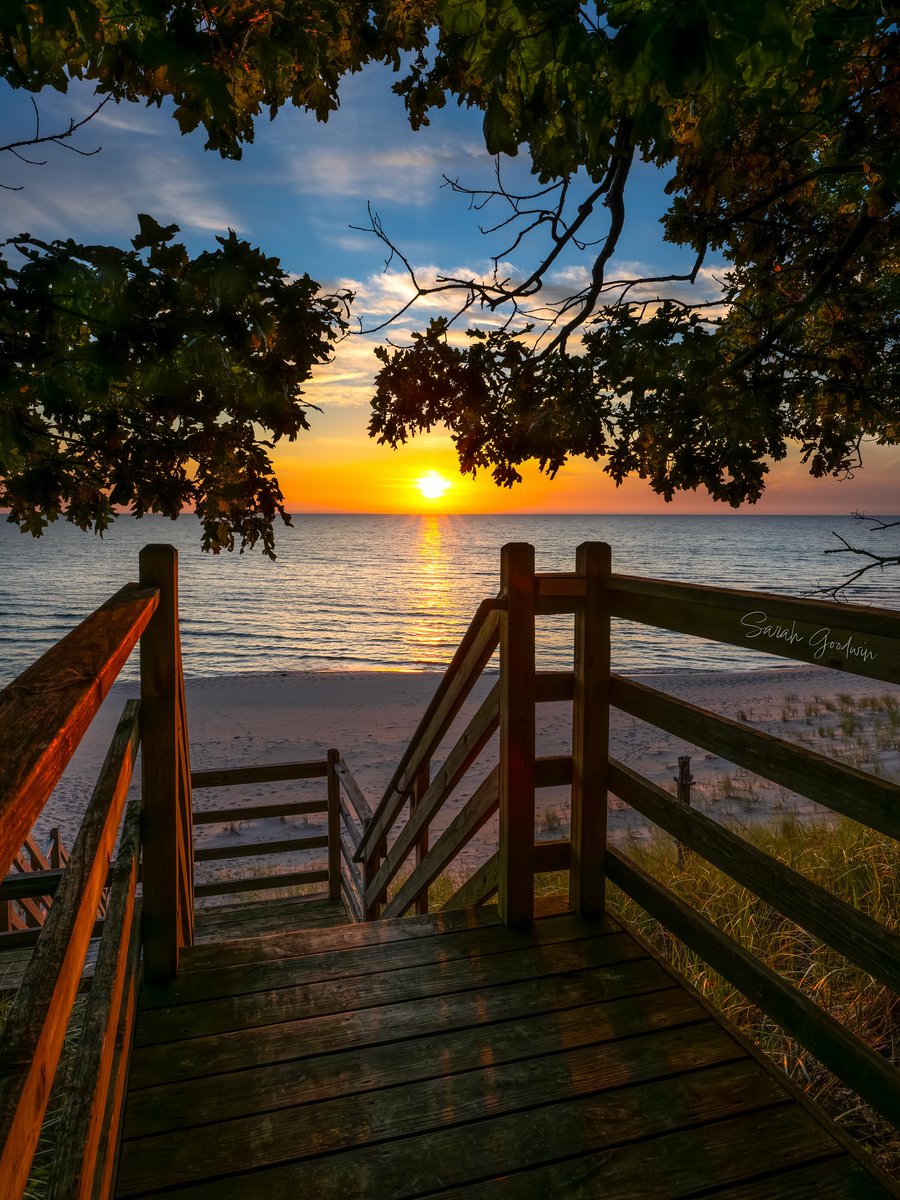 VisitMuskegon's tweet photo. Quiet beach walks + sunset views… who’s ready for this season? ☀️
Take the stairway to summer memories right here in Muskegon County.

📸 Michigan State Parks Photo Ambassador Sarah Goodwin 
(@sg.captures on Instagram)
📍 Montague, MI
👉 https://t.co/HfXU9zM4cn https://t.co/OF1xEwQCZ3
