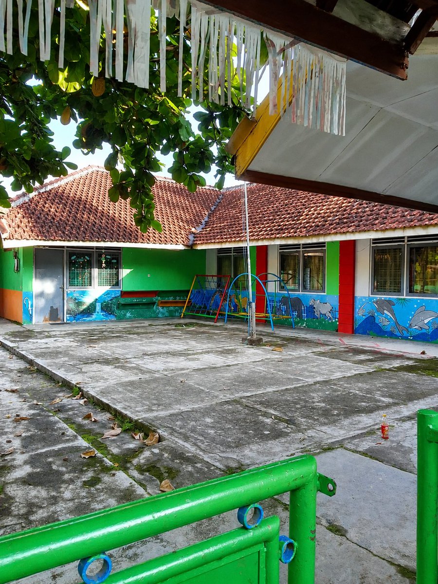 Sptraaaaa tweet media