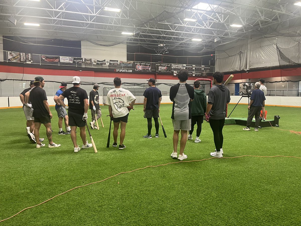 JustinOrenduff's tweet photo. Getting better each day at the @uspbl. Great first week of integrating the training plan. #whosnext https://t.co/pBePyFyYQY