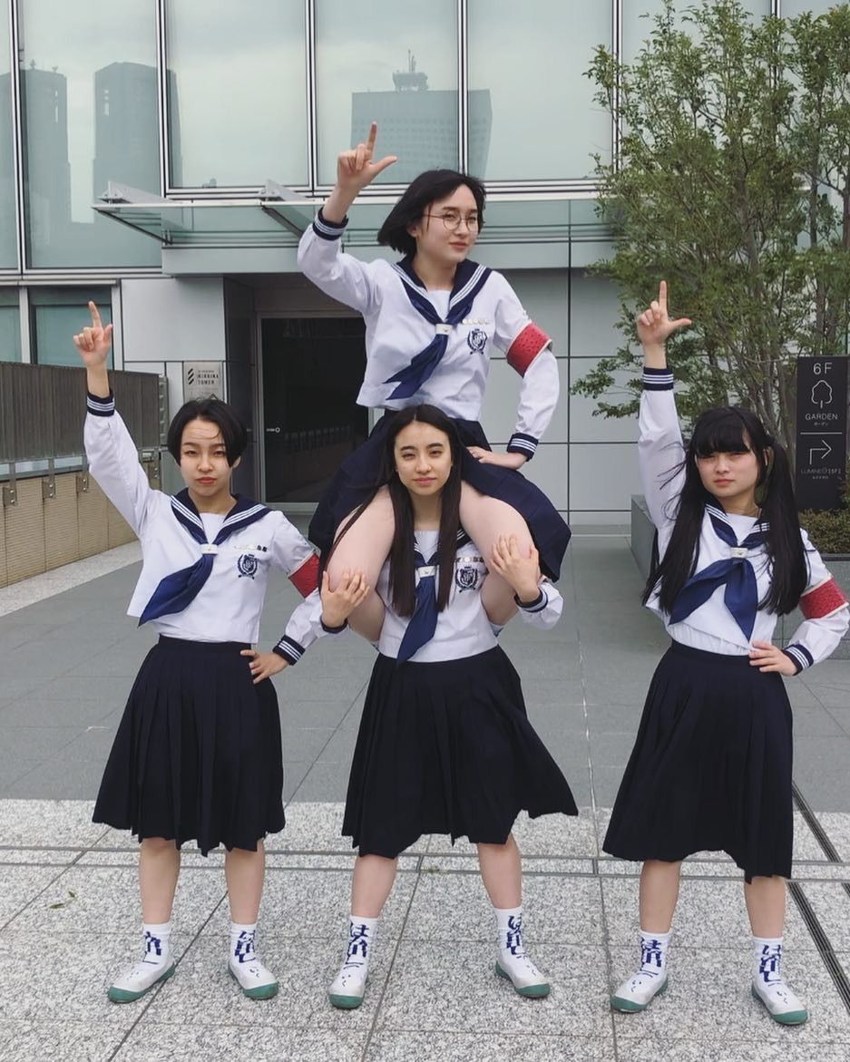 JohnCalvinus's tweet photo. 本気
#新しい学校のリーダーズ #suzuka #kanon #rin #mizyu https://t.co/y9n3cpK5z9
