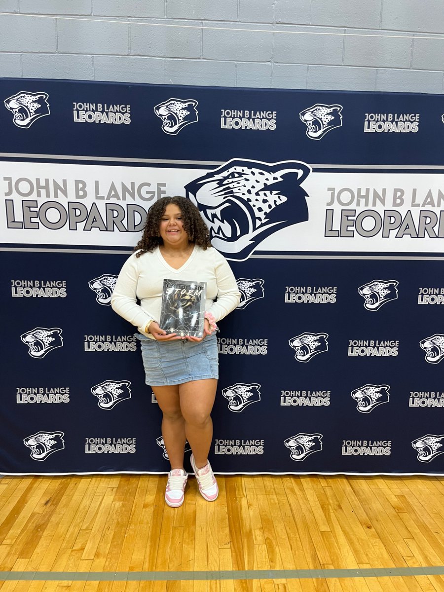 Lange Middle School tweet media