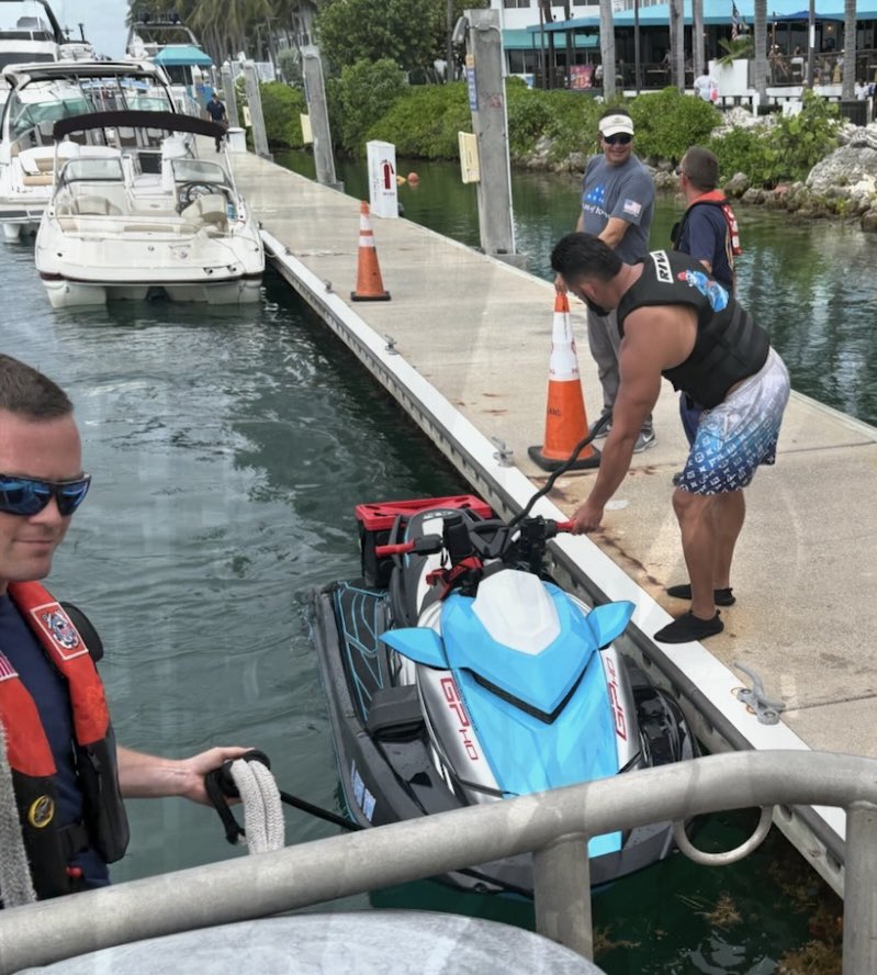 U.S. Coast Guard Southeast tweet media