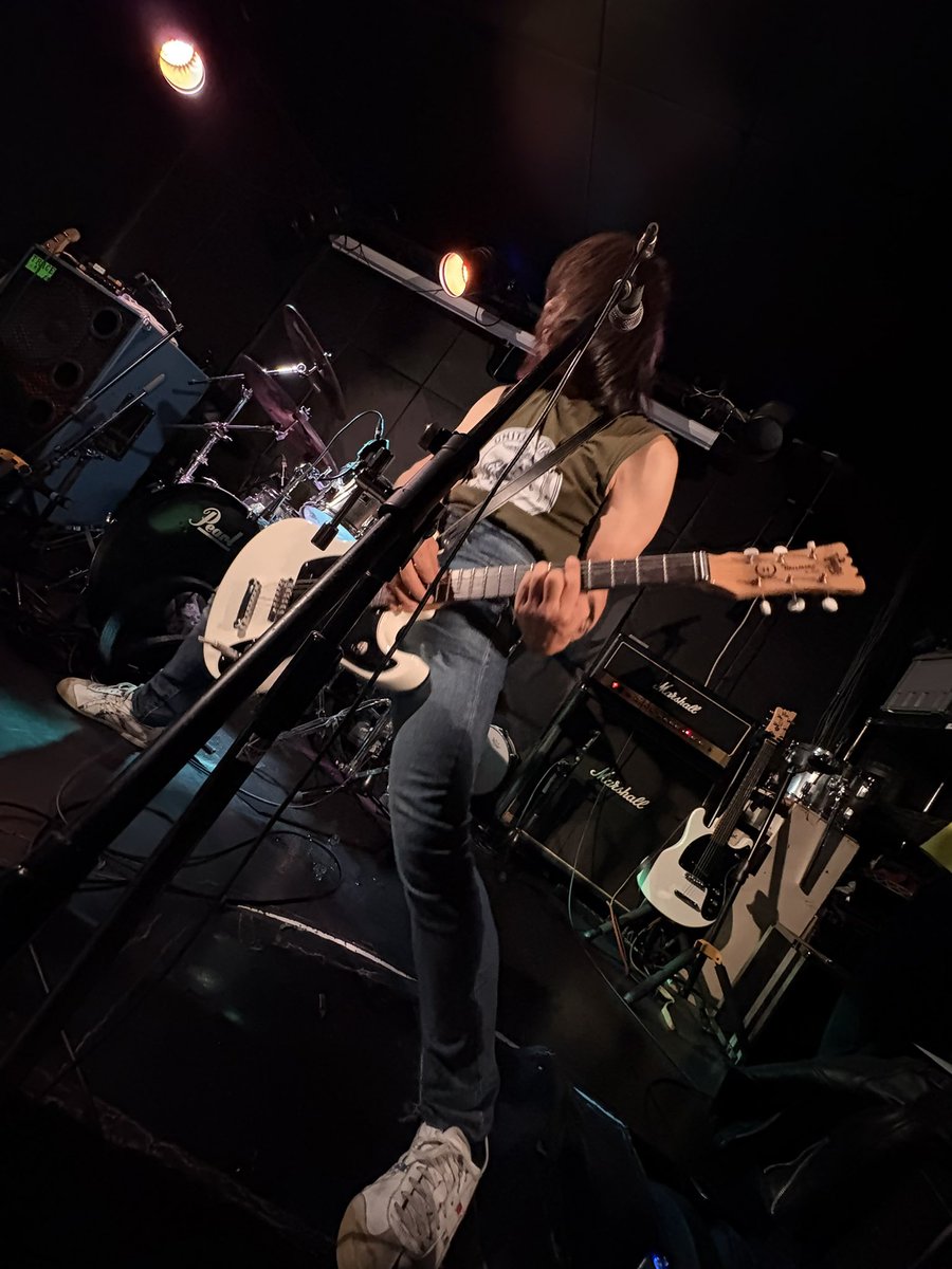TokyoRamones's tweet photo. 7月11日はマッペリジャパンツアー追加公演で俺たちのヘッドバンガーズも登場との事！
誘われたし行きたいけど、既に同日のラモーンズナイトのセッション大会にエントリーしちゃってんのよね
つーかラモナイ、DMも応募グーグルフォームも反応無しなんだが応募過多でキックされたんかな？
#RamonesNight https://t.co/AhntCCWjTZ