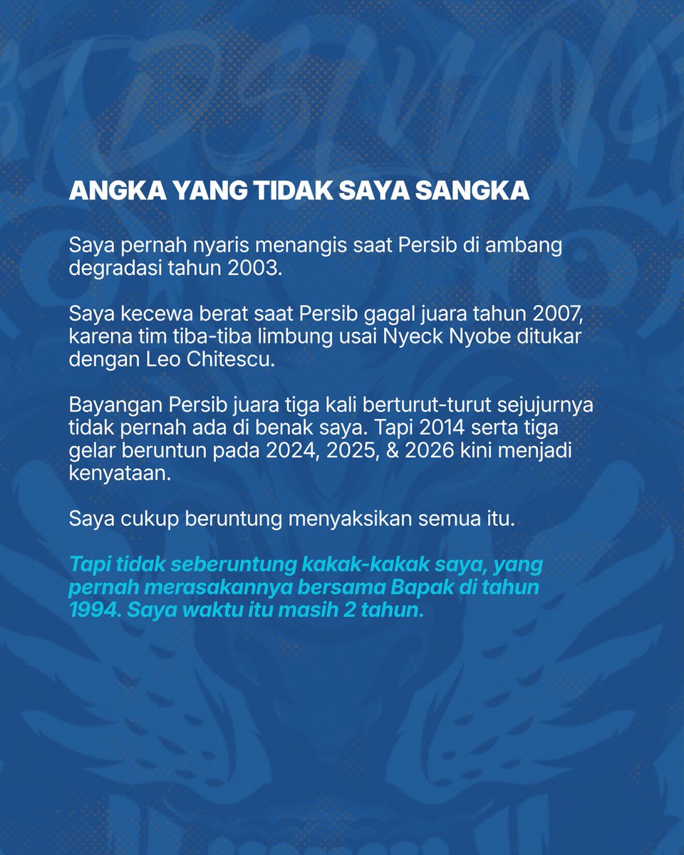 stdnsiliwangi's tweet photo. Persib juara. Kota ini meledak. Dan di tengah semua sorak itu, ada yang merayakan dengan senyum yang sedikit bergetar karena ada kursi yang sudah kosong di setiap pesta 🔵 https://t.co/4nE0rxRQ3d
