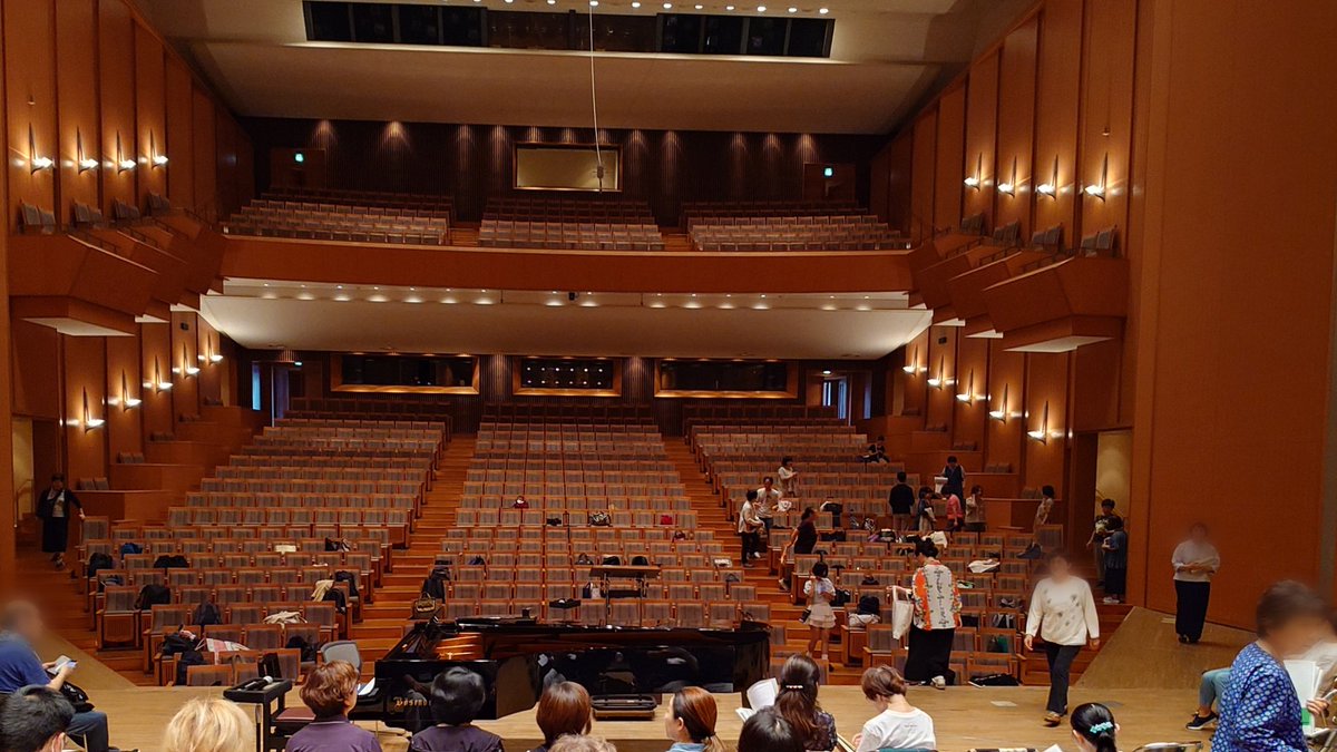 a_aboy's tweet photo. 昨日から、近年恒例の北九州コーラスセミナーに参加してます！
1日目はここから歌いまくりました♪
今日もめっちゃ楽しんできます♪ https://t.co/jt3n4CCMO6