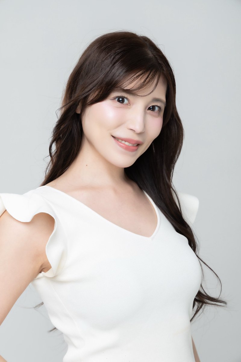 Reina+World🧬🐝虫のお姉さん🦋レイナ先生🥼 tweet media