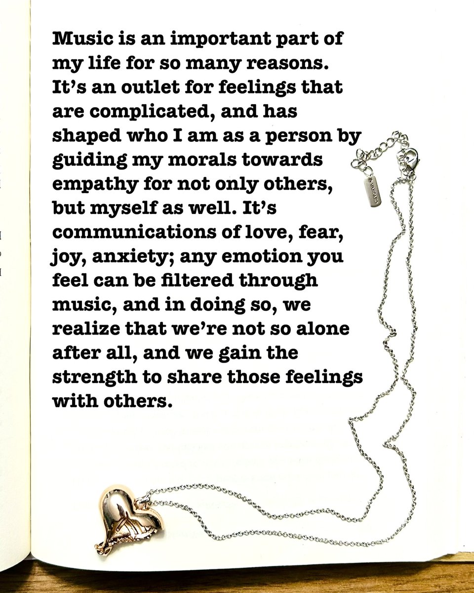 HWintersPoetry's tweet photo. Music is so important in my life. It’s an outlet for our feelings and has shaped me as a person by guiding my morals towards empathy for others, and myself. In doing so we gain the strength to share those feelings with others.

#poetry #poetrycommunity #lovepoem #mentalhealth https://t.co/iiP1AkB28z