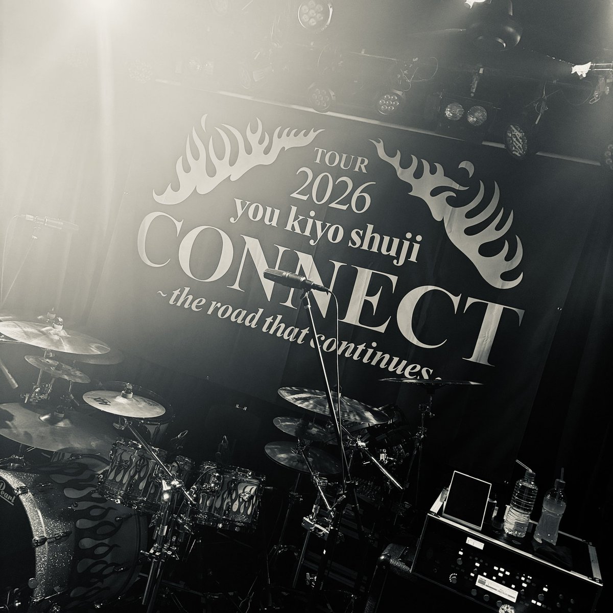 jun_0110's tweet photo. you kiyo shuji 
TOUR 2026 CONNECT🤝
〜the road that continues〜
day9 松山サロンキティ

昨日は松山
素敵な時間でした☺︎
今日も高松で鳴らしてきます。
押忍！！ https://t.co/UQSGoedhAz